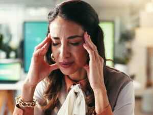 Career Fog: 3 Signs You’re Climbing the Wrong Ladder (And How to Pivot Without Losing Income)